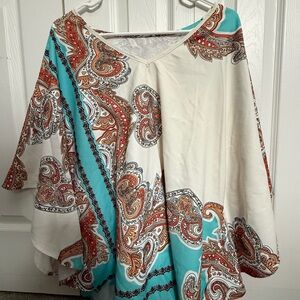 Women’s Cream and Turquoise Paisley V-Neck Tunic Top